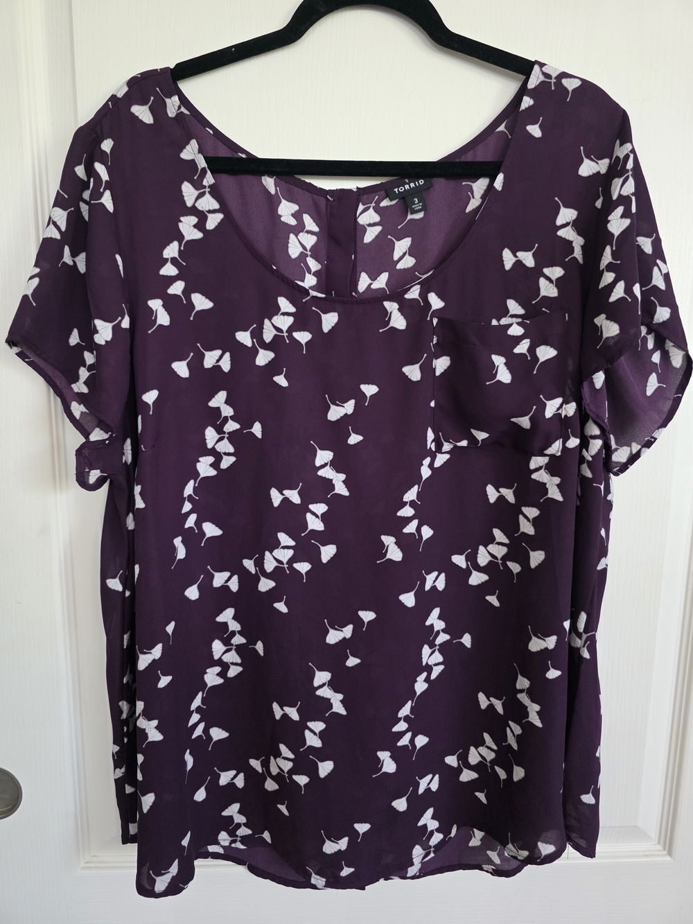 Torrid Plus Size 3 3X Top Purple Floral Print Short Sleeve Blouse